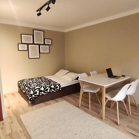 Studio, Krakow - Czyzyny 外观 照片